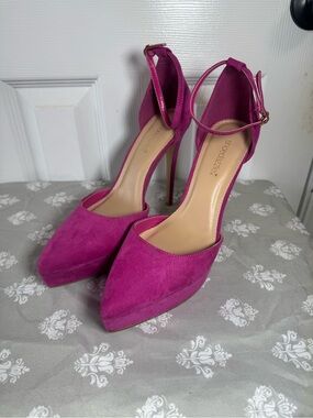 Shoe Dazzle Women's Magenta Pointed Platform Ankle-Strap Pumps
